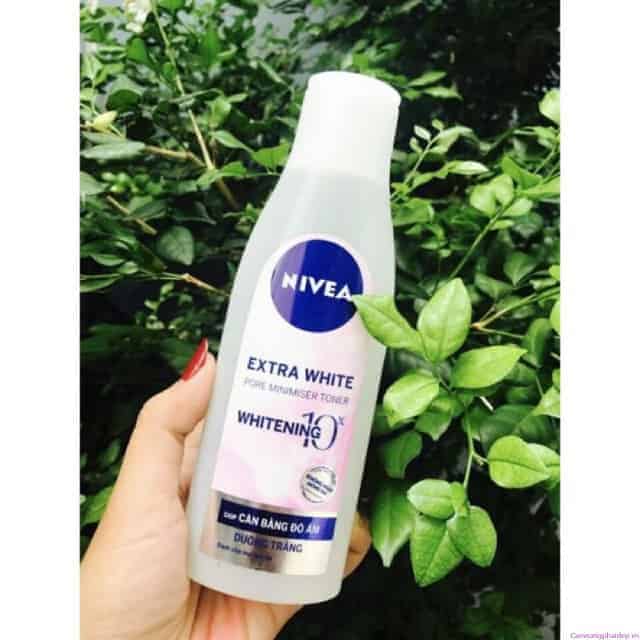 Nước hoa hồng Nivea