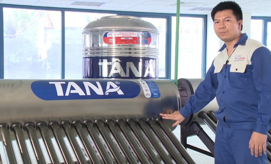 Máy nước nóng NLMT Tân Á có tốt không
