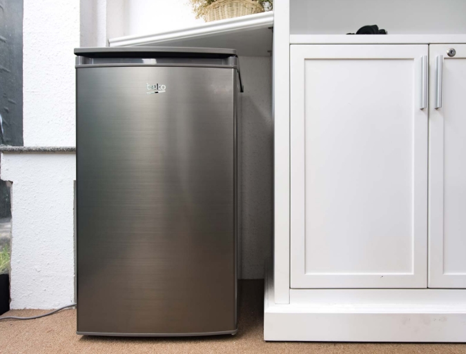 Tủ lạnh mini Beko 90 lít RS9050P
