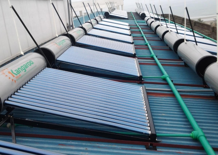 máy nước nóng năng lượng mặt trời kangaroo có tốt không