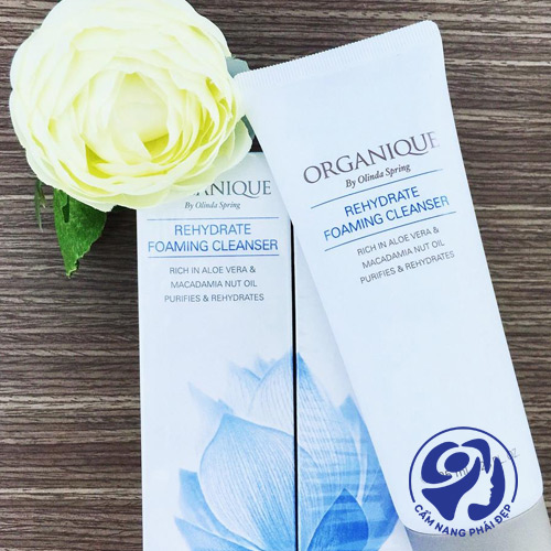 Organique Rehydrate Foaming Cleanser 
