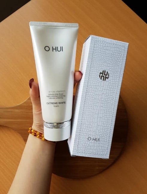 Ohui Extreme White Foam